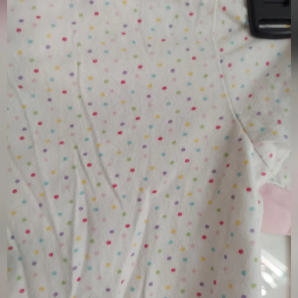 🎁 10/$25 - footed polka dot sleeper by Gerber, 0-3 months